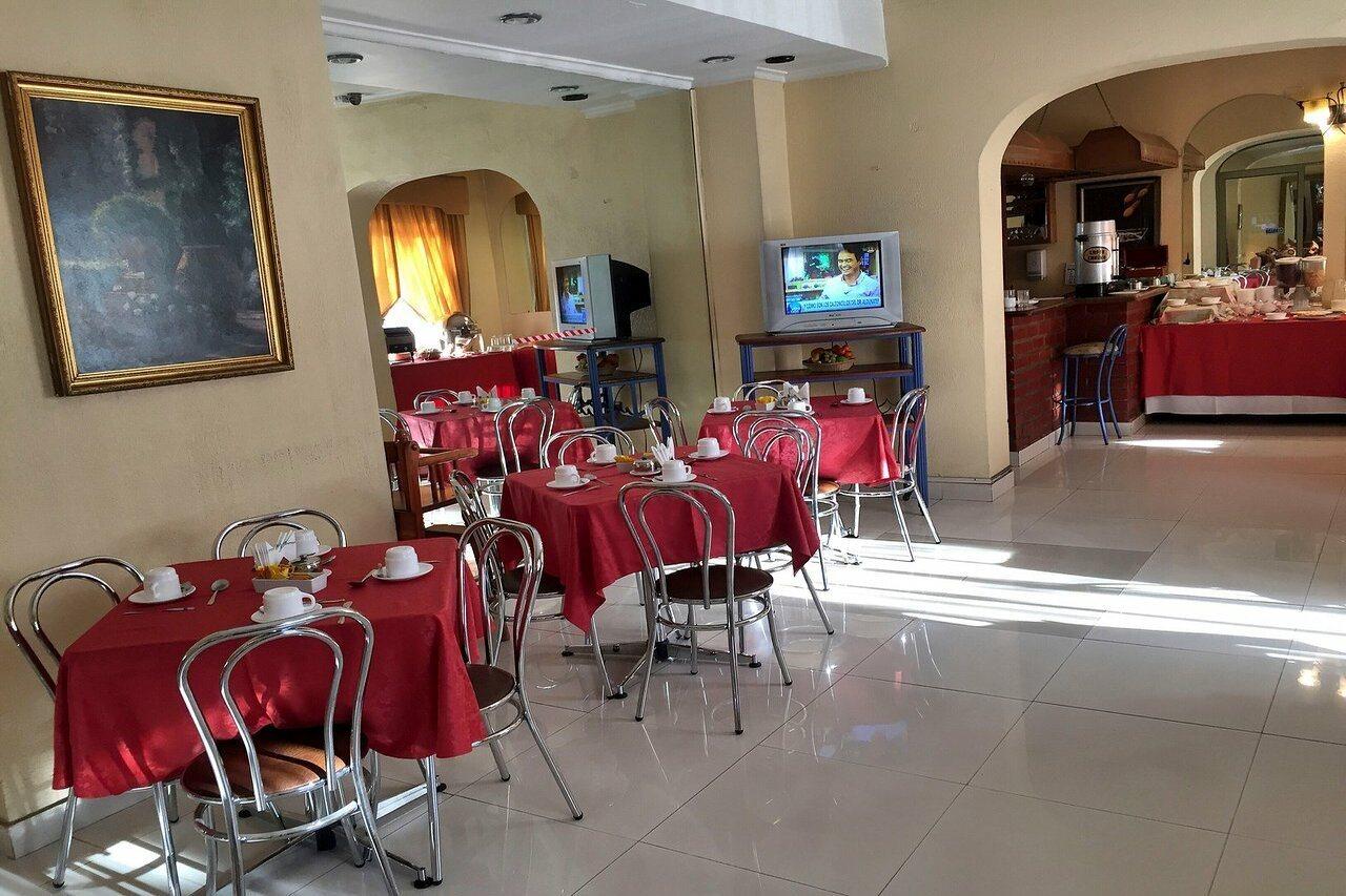 Hotel Maria Angola サンティアゴ エクステリア 写真