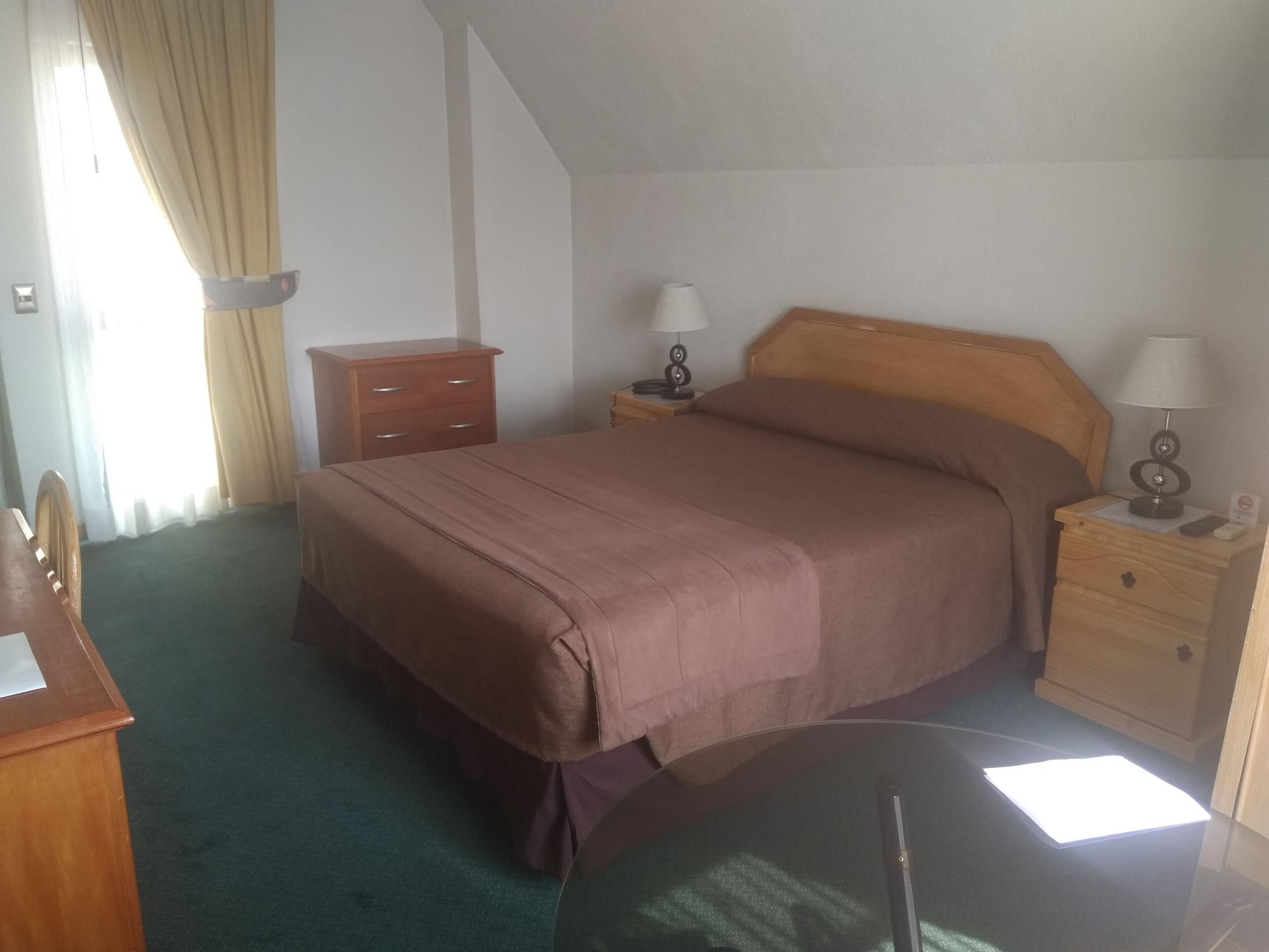 Hotel Maria Angola サンティアゴ エクステリア 写真