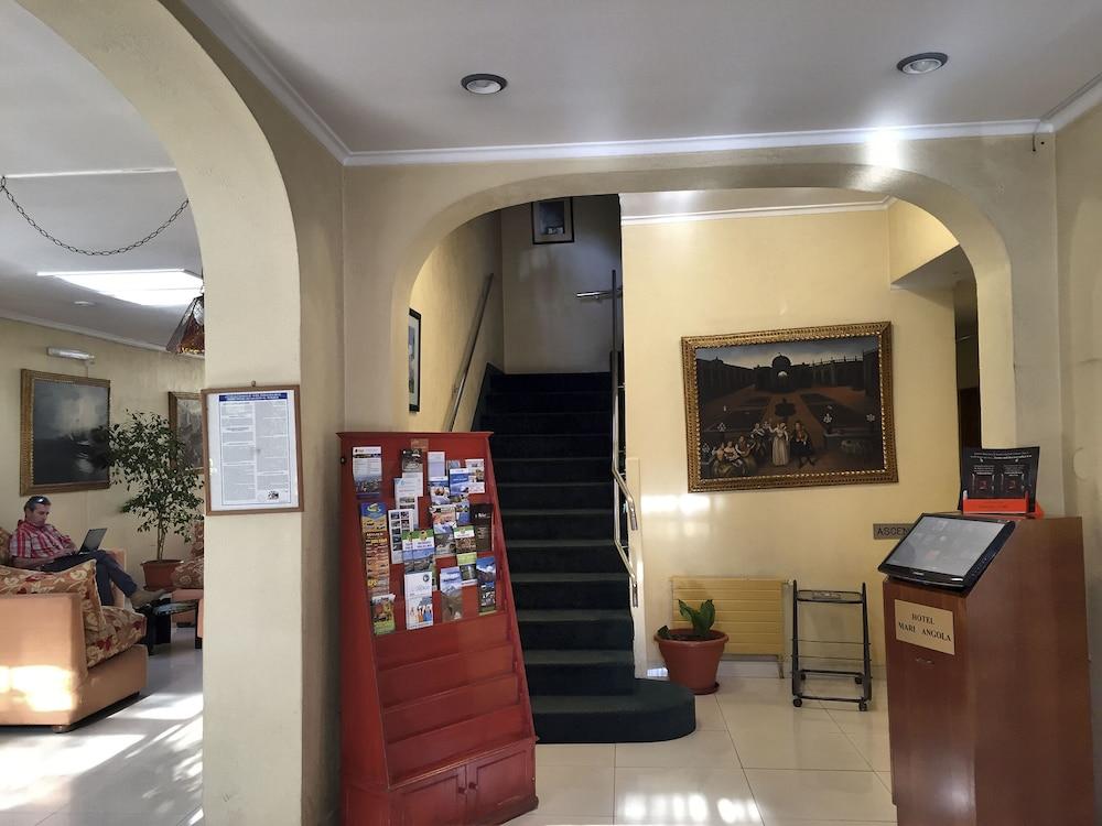 Hotel Maria Angola サンティアゴ エクステリア 写真